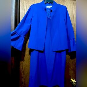 Tahari size 12 royal blue 2piece dress and Jacket suit